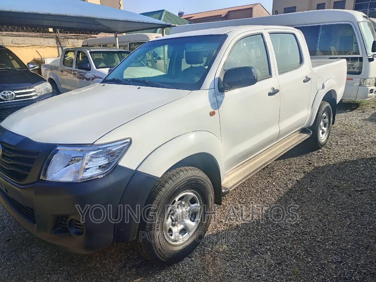 Toyota Hilux 2015 White