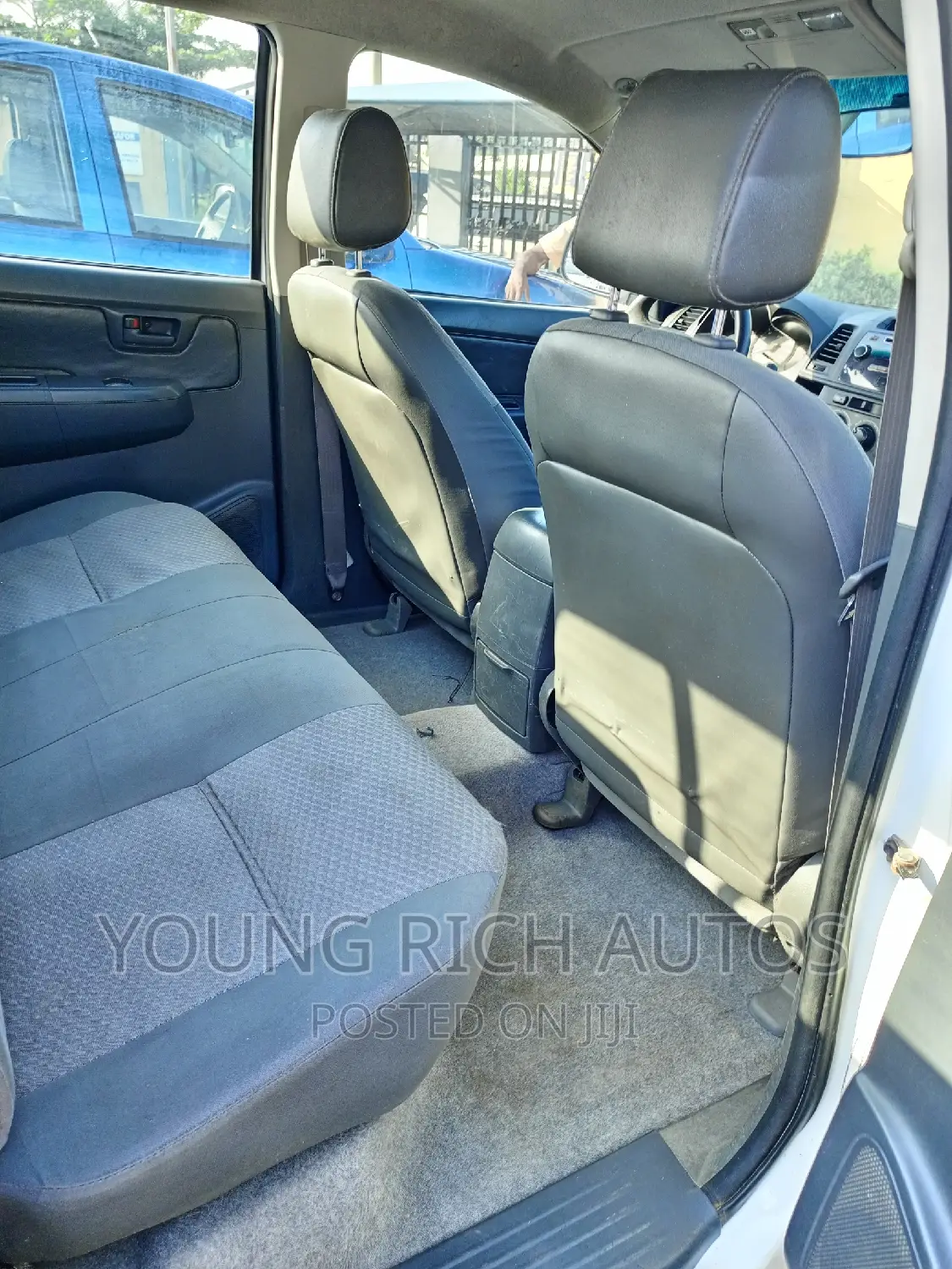 Toyota Hilux 2015 White