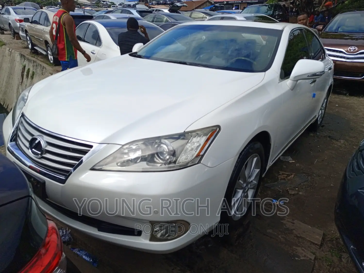 Lexus ES 350 2011 White