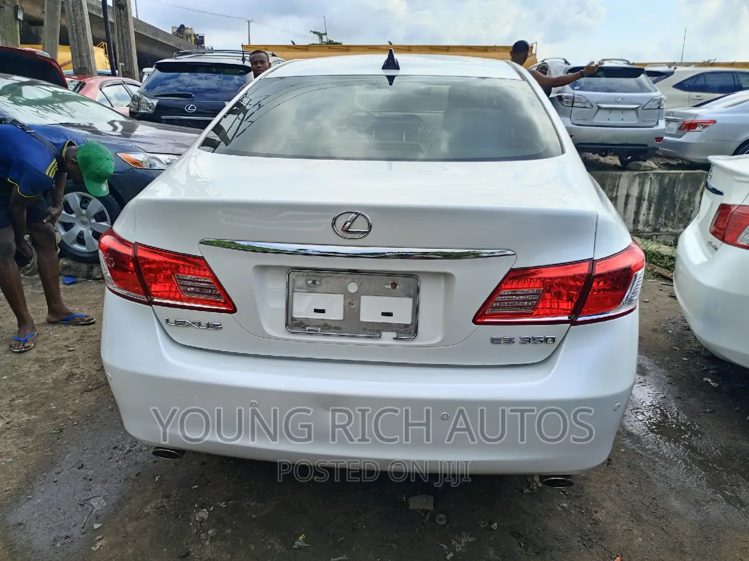 Lexus ES 350 2011 White