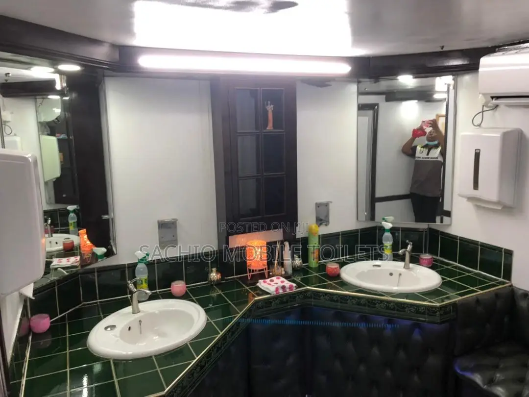 Luxury Toilets for Outdoor Celebrations