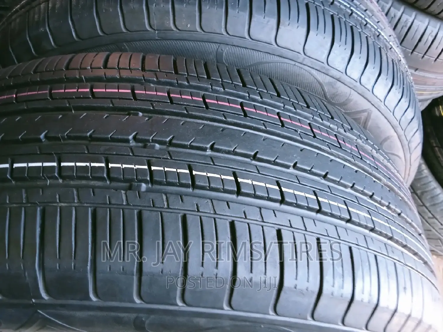 Good Quality First Grade Used 17rim Tyres for Toyota Hilux