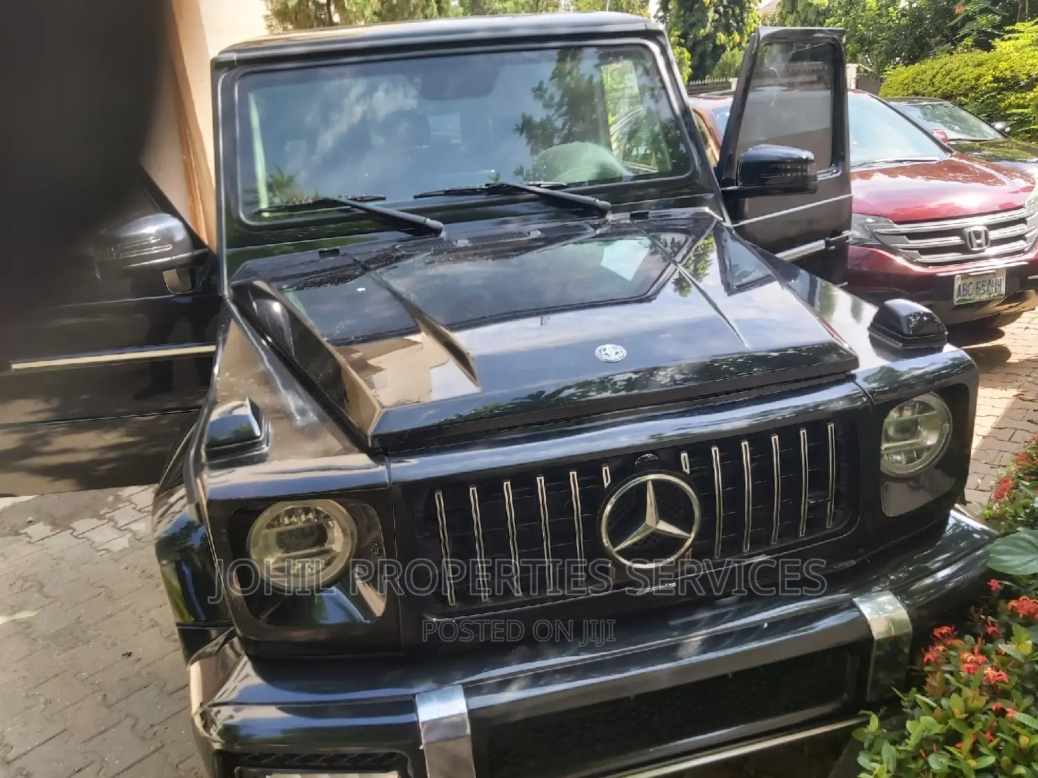 Mercedes-Benz G-Class G63 AMG 4dr SUV 4WD (5.5L 8cyl Turbo 7A) 2014