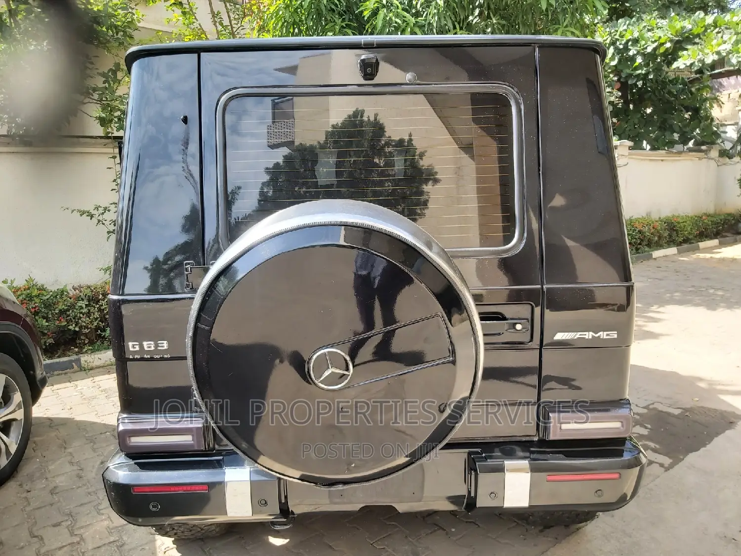 Mercedes-Benz G-Class G63 AMG 4dr SUV 4WD (5.5L 8cyl Turbo 7A) 2014