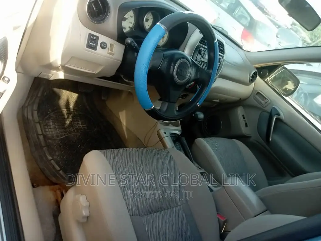 Toyota RAV4 2.0 Automatic 2005 Blue