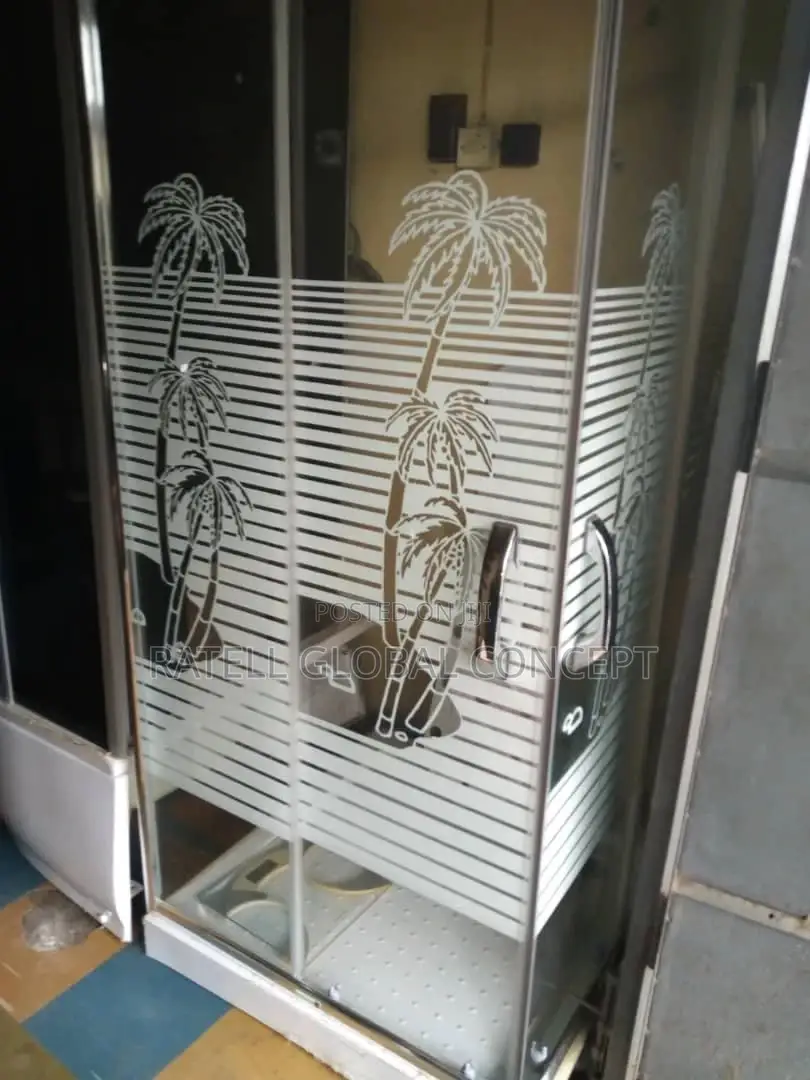 90x120 Glass Cubicle