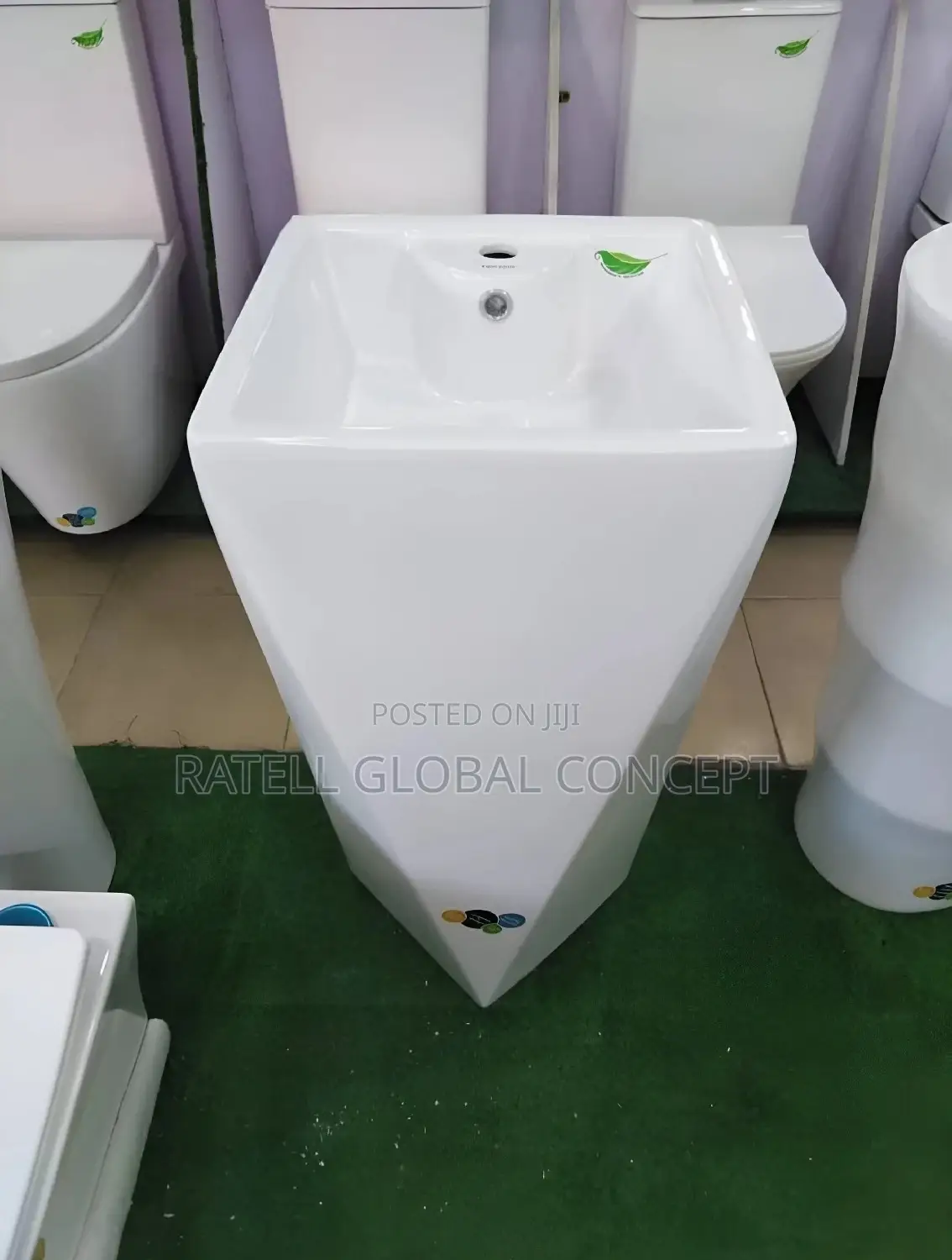 Freestand White Executive Wash Hand Basin