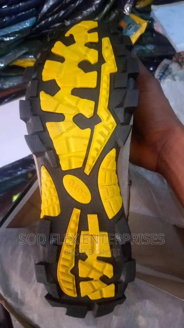Zoyo Safety Shoe