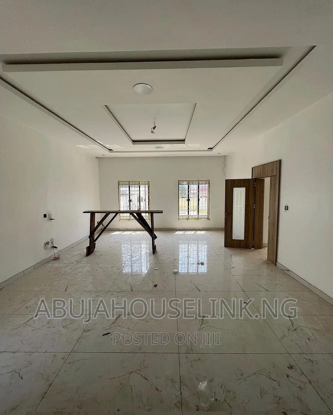 6bdrm Duplex in Guzape Abuja for sale