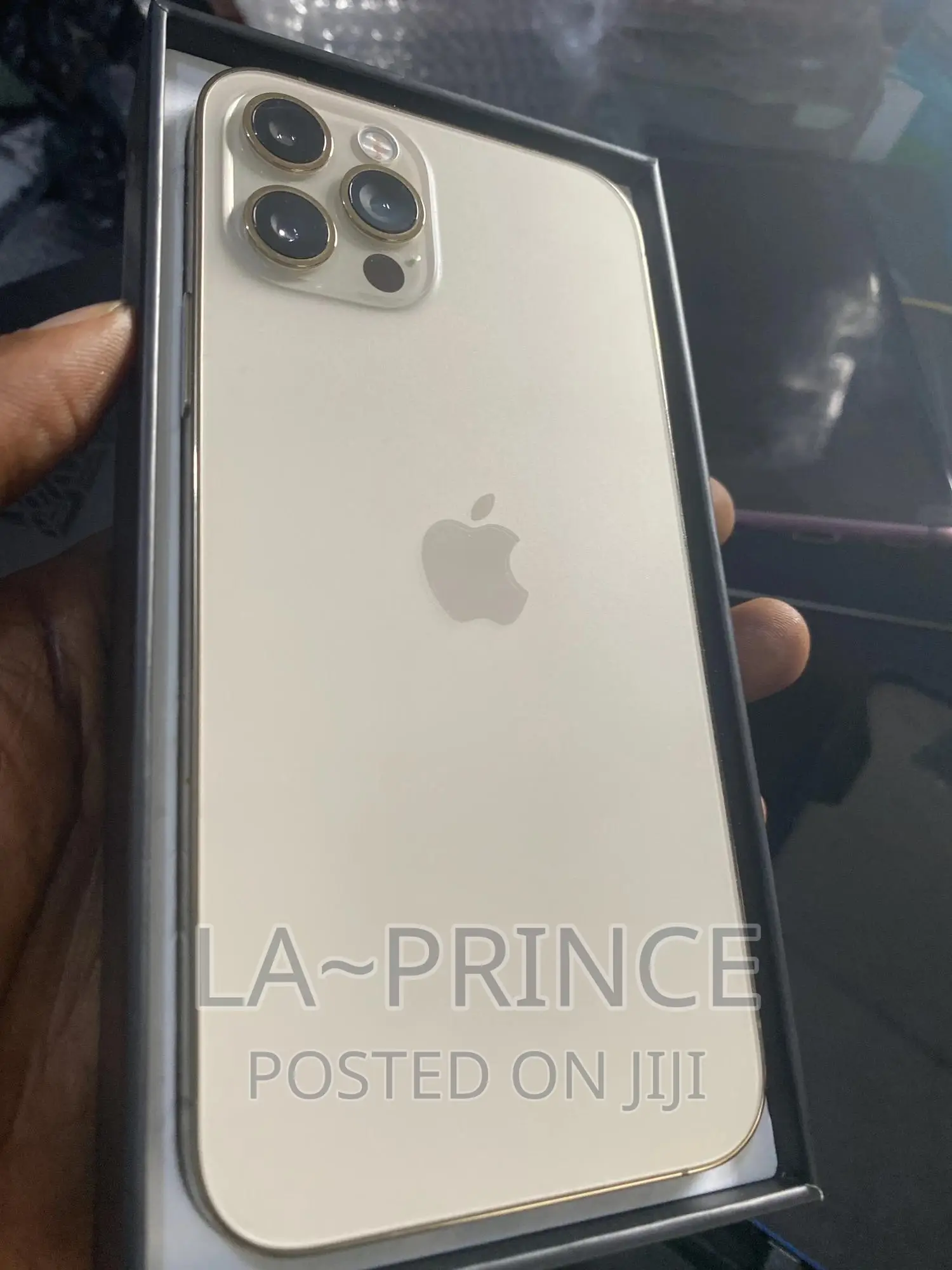 New Apple iPhone 12 Pro 256 GB Gold