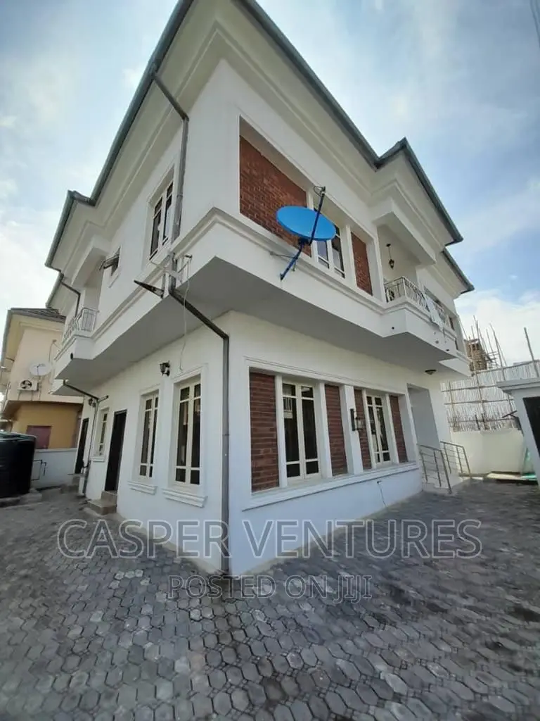 5bdrm Duplex in Chevy View, Chevron for rent