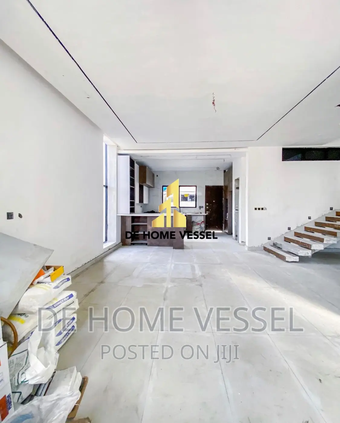 4bdrm Townhouse/Terrace in Lekki Phase 1 for sale