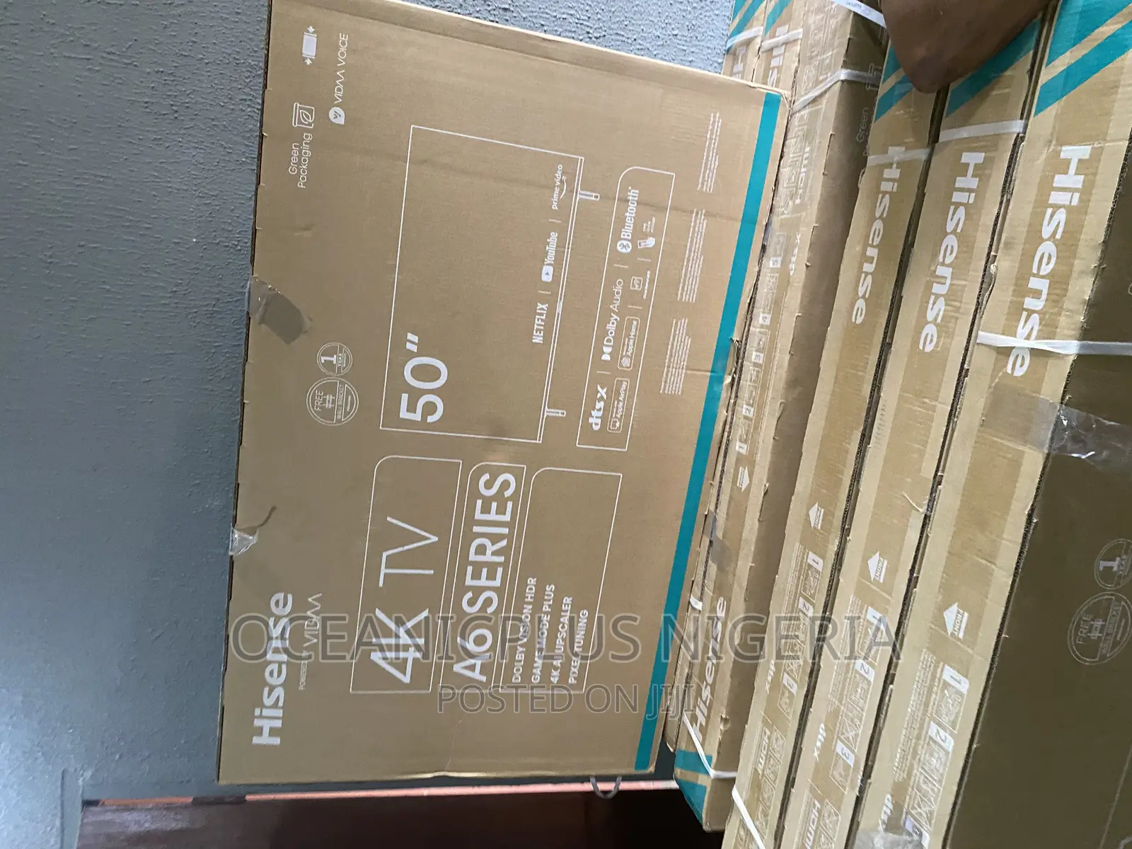 Durable Hisense 50" TV A6 Series(50A6K) With Wall Bracket