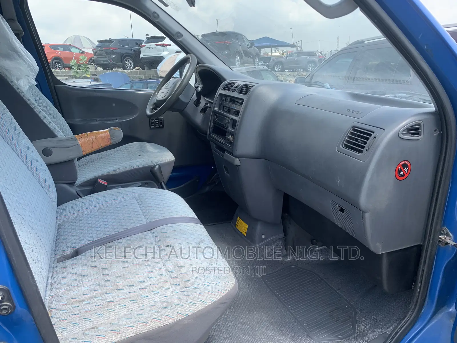 Toyota HiAce 2005 Blue