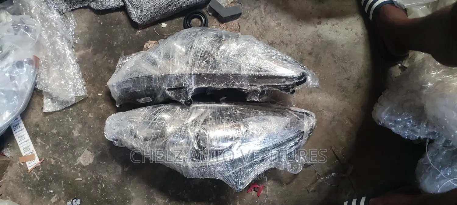 Head Lamp Lexus ES300 Taiwan
