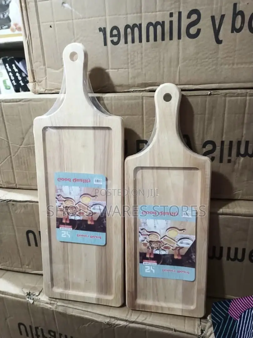 Quality Wooden Platter for Serving Food