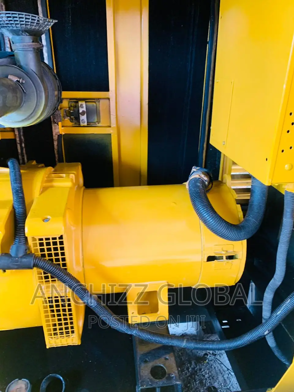 30kva Soundproof Mantrac CAT Diesel Generator