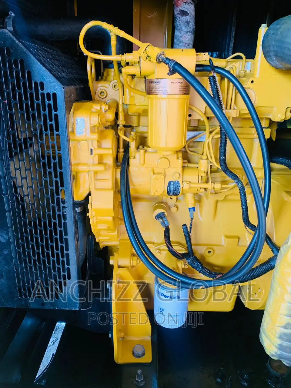 30kva Soundproof Mantrac CAT Diesel Generator