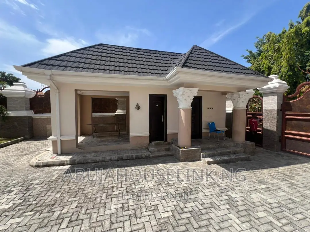 9bdrm Mansion in Maitama Main By for sale