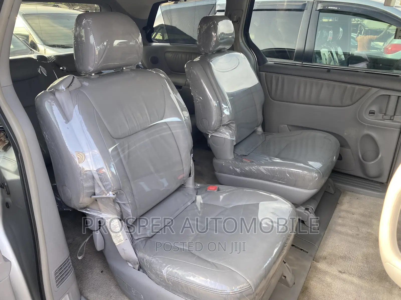 Toyota Sienna XLE Limited AWD 2006 Silver