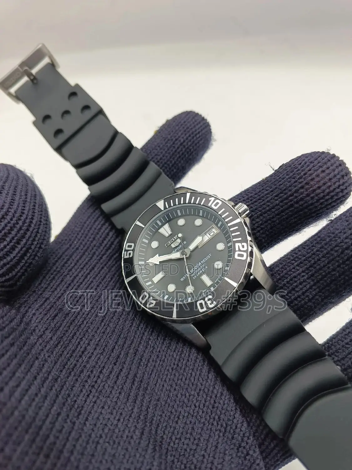 Original Authentic Seiko Wristwatch Rubber Strap