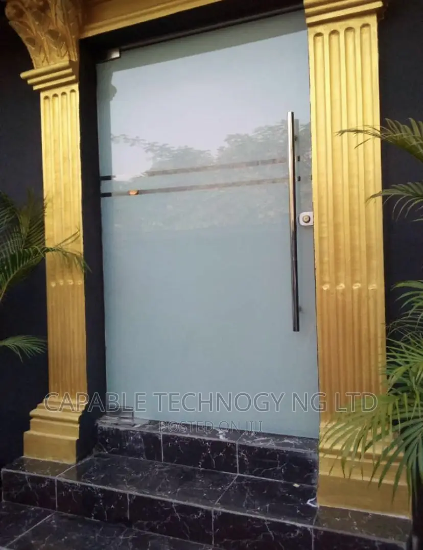 Glass Swing Door