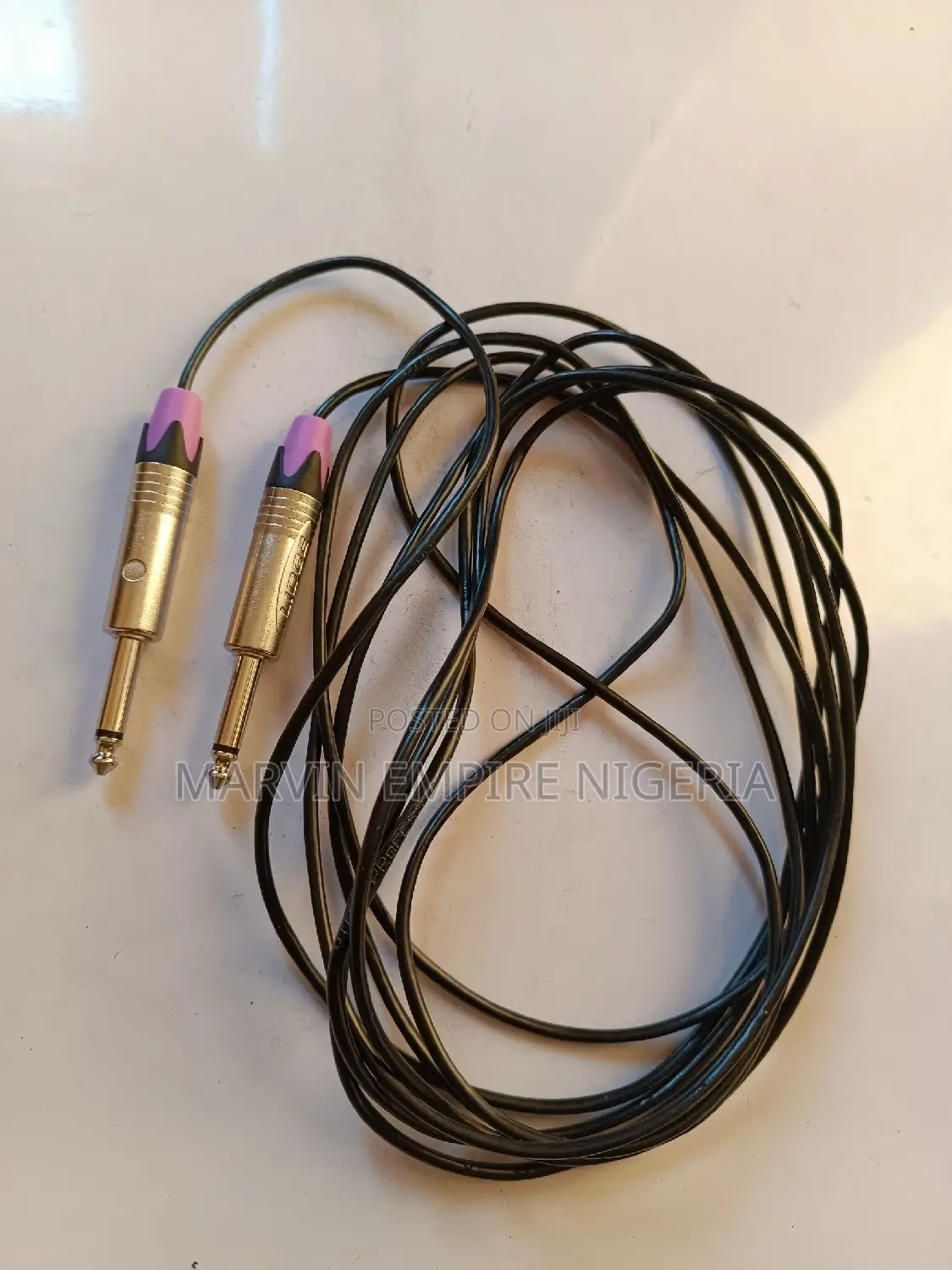 Black Jack to Jack Cable for Speakers Keyboards 5 Yards