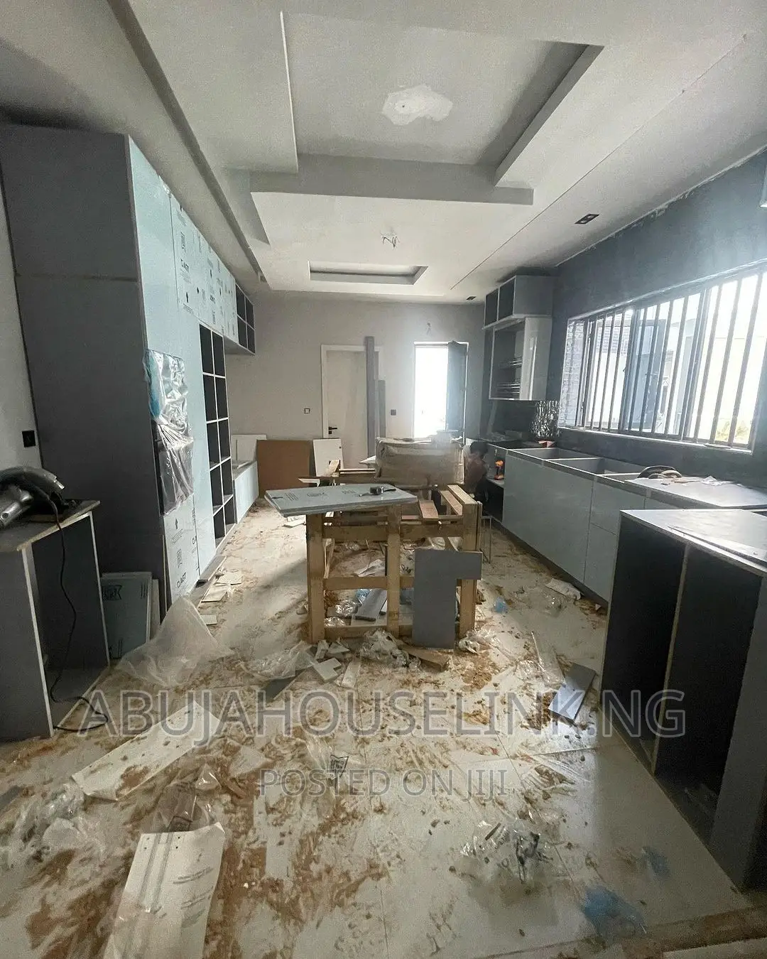 5bdrm Duplex in Asokoro Main By for sale
