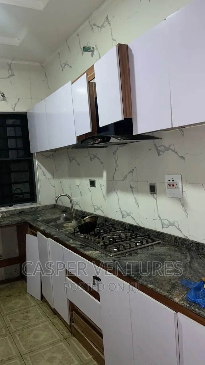 1bdrm Shared Apartment in Ikota for rent