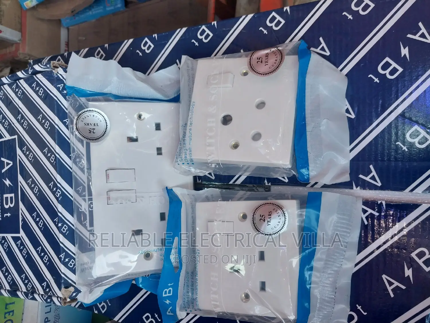 A Bt Switches and Sockets