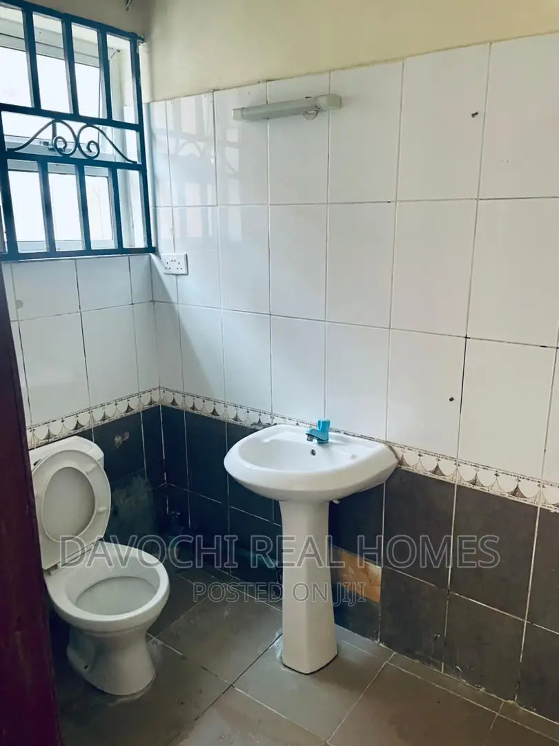 Mini Flat in Ikota, Lekki for rent