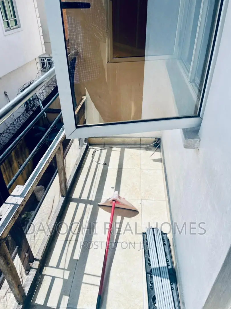 Mini Flat in Ikota, Lekki for rent