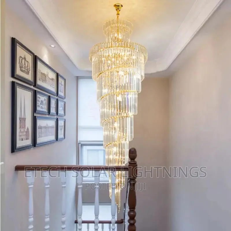 Exclusive Luxury Duplex, Sitting Christal Chandelier Light