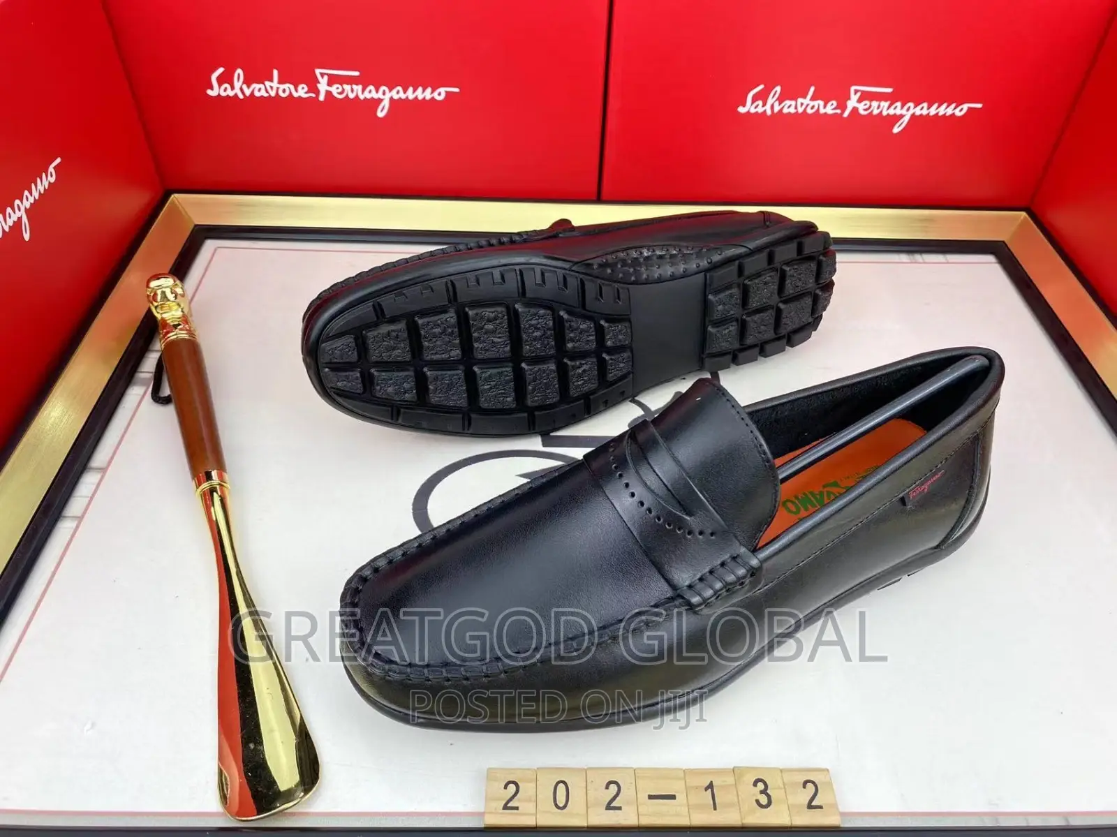 Luxury Salvatore Ferragamo Quality Shoes Black