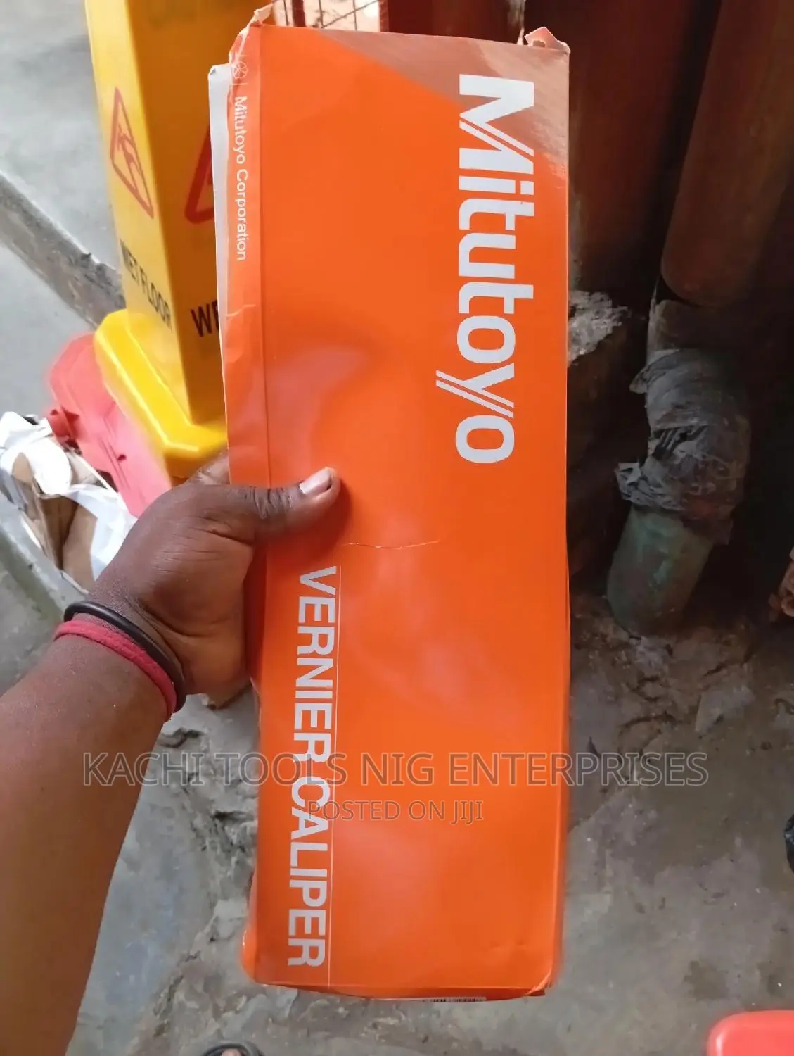 200m Mitutoyo Vernier Caliper