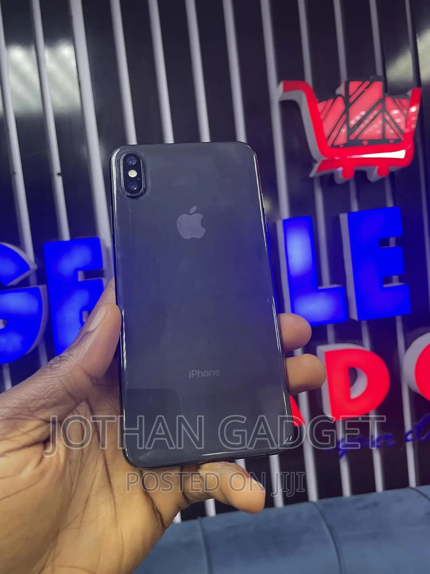 Apple iPhone XS Max 64 GB Black