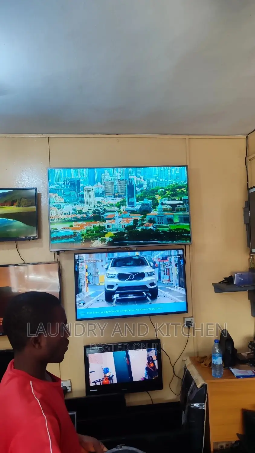 55 Inches Samsung Smart TV
