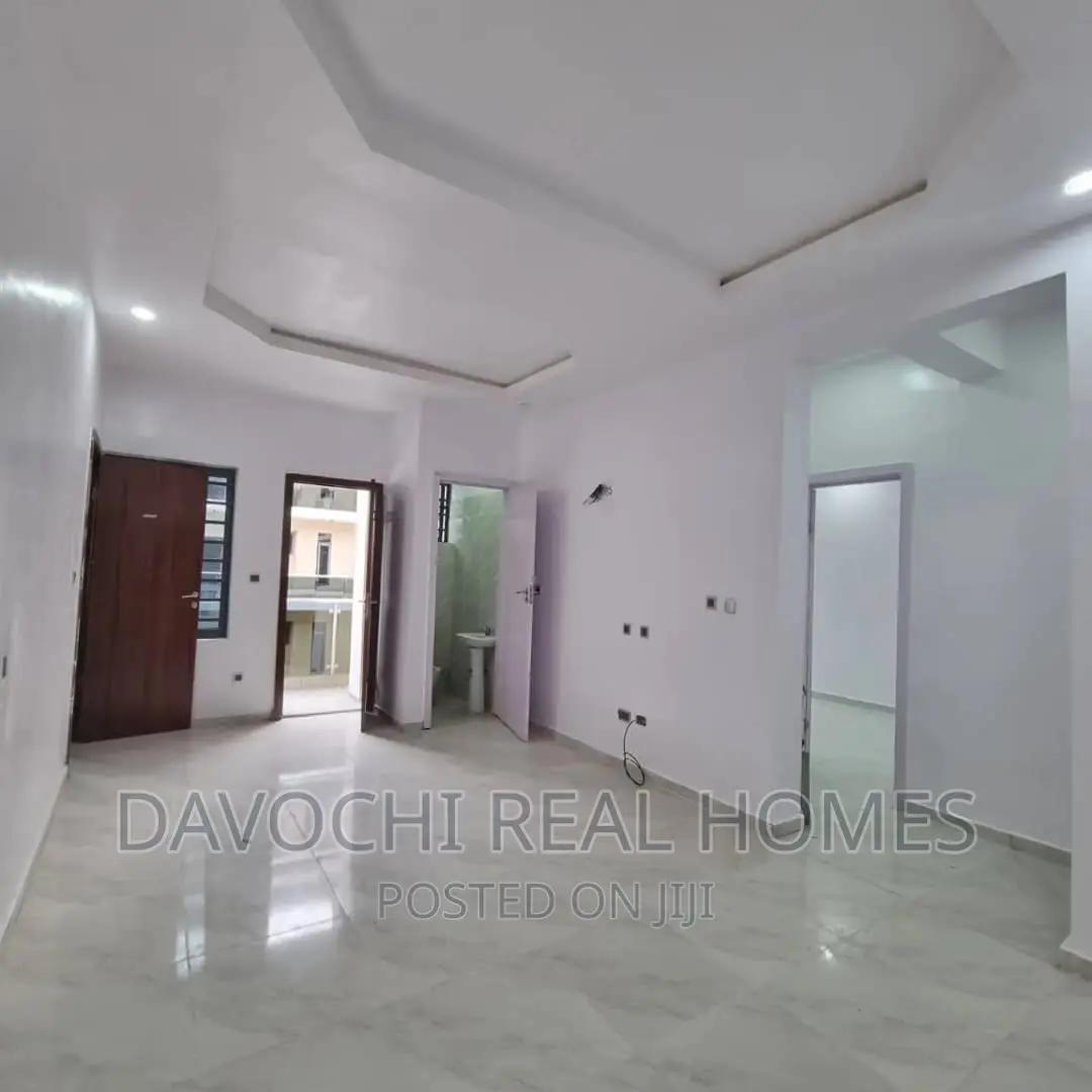 2bdrm Block of Flats in Immediately After, Ikota for rent