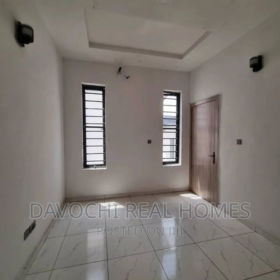 4bdrm Duplex in Ikota, Lekki for rent