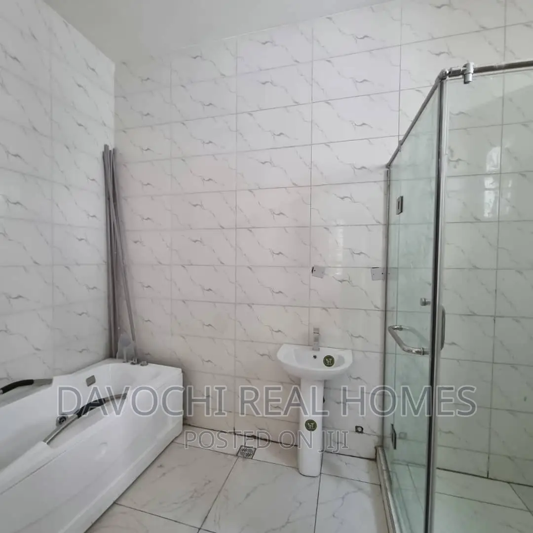 4bdrm Duplex in Ikota, Lekki for rent