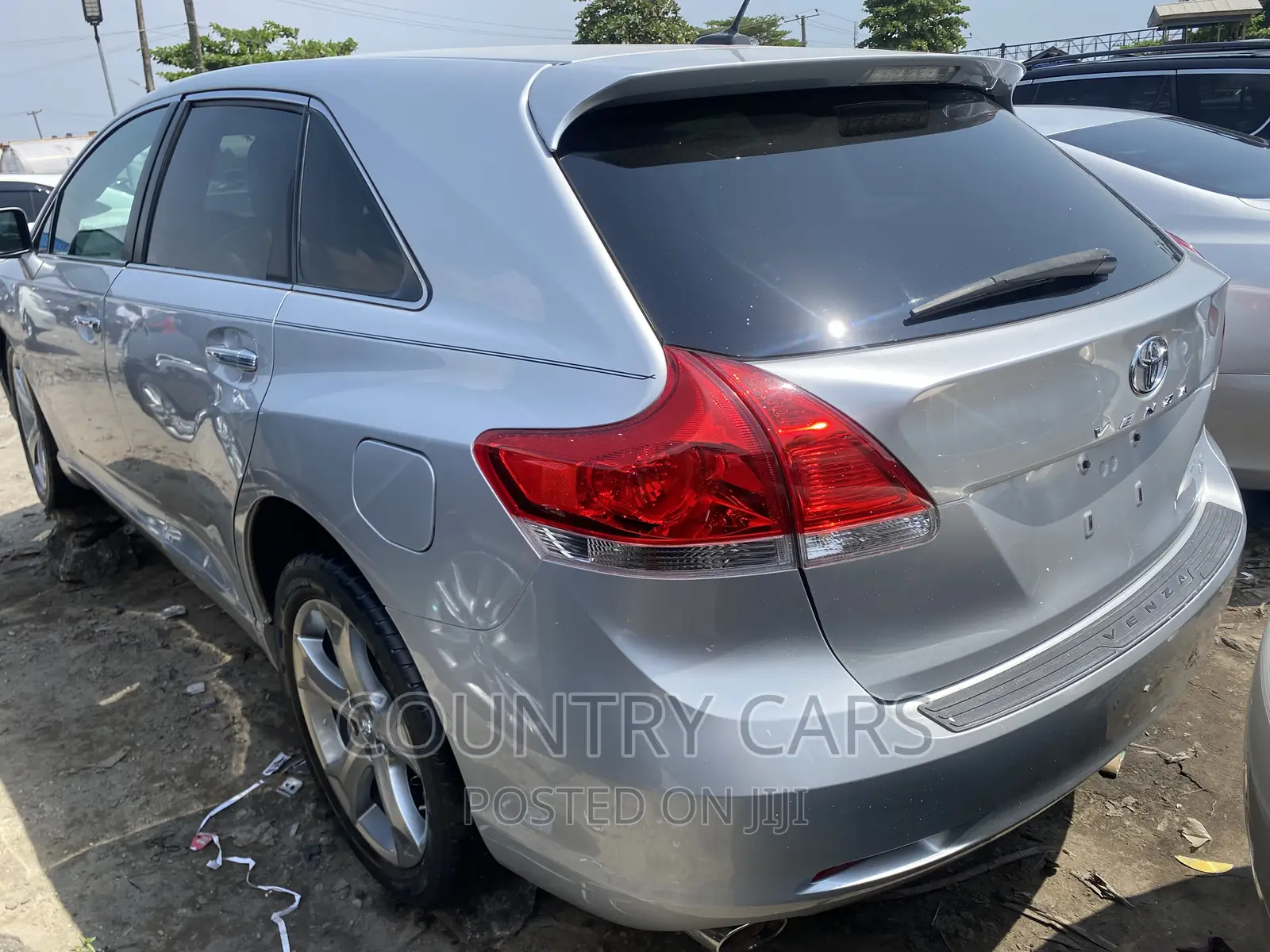 Toyota Venza V6 2010 Silver