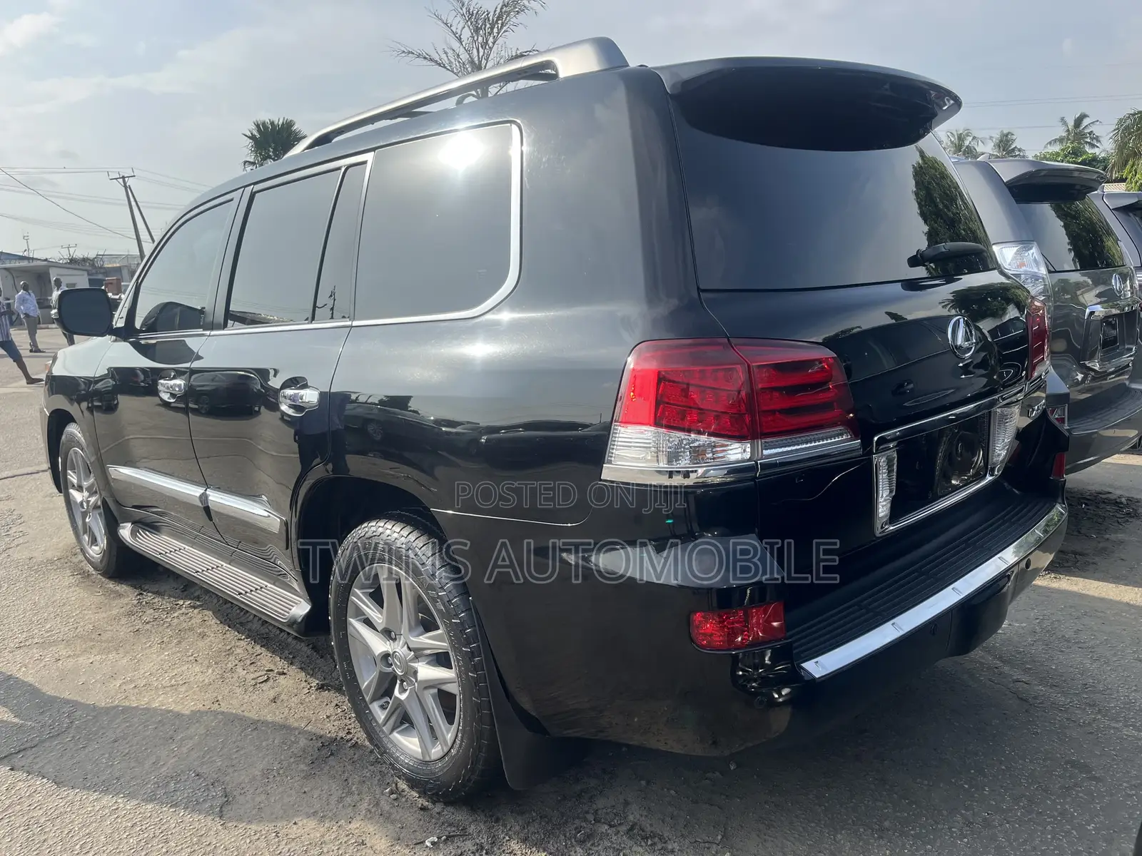 Lexus LX 570 AWD 2014 Black