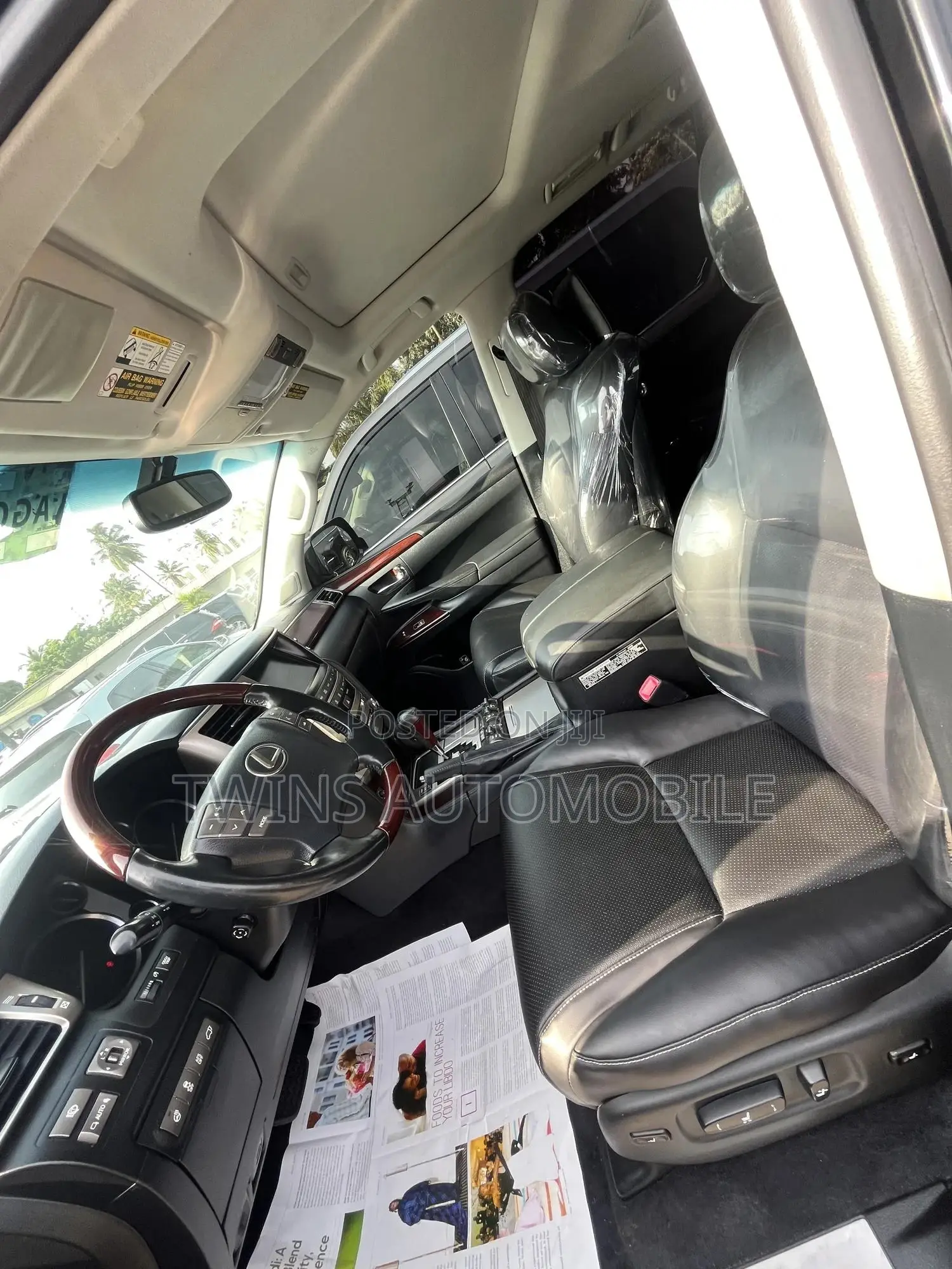 Lexus LX 570 AWD 2014 Black