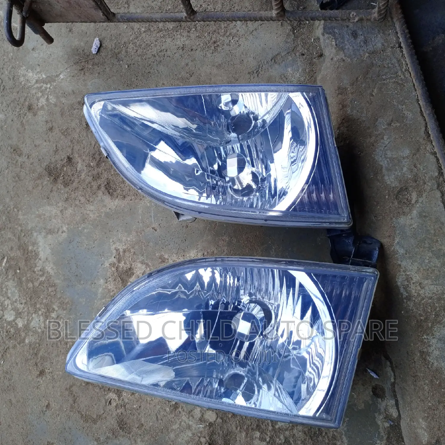 Headlamp Toyota Sienna 2001-2002