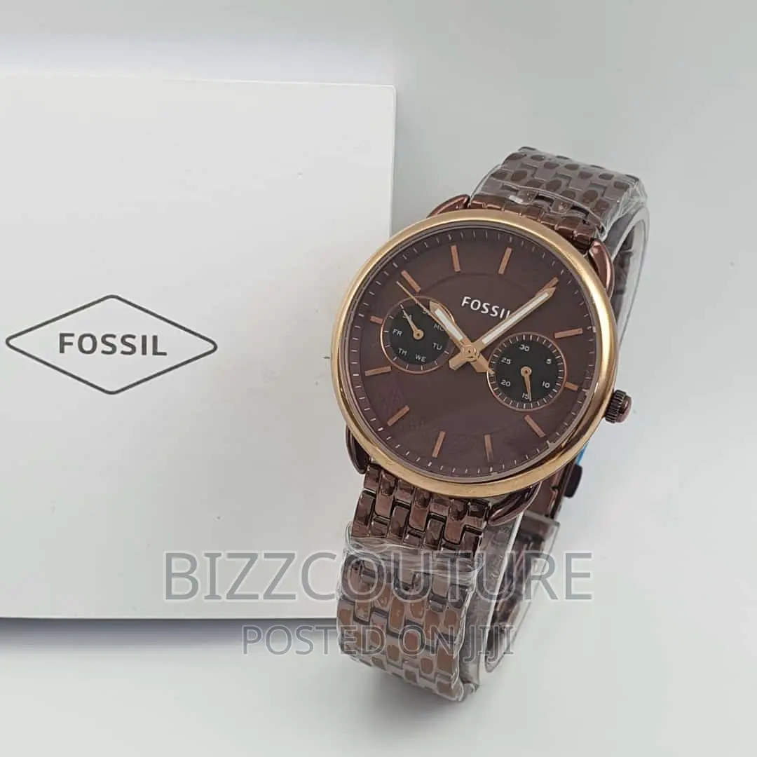 Original FOSSIL Gold Chain Watch Available in Store
