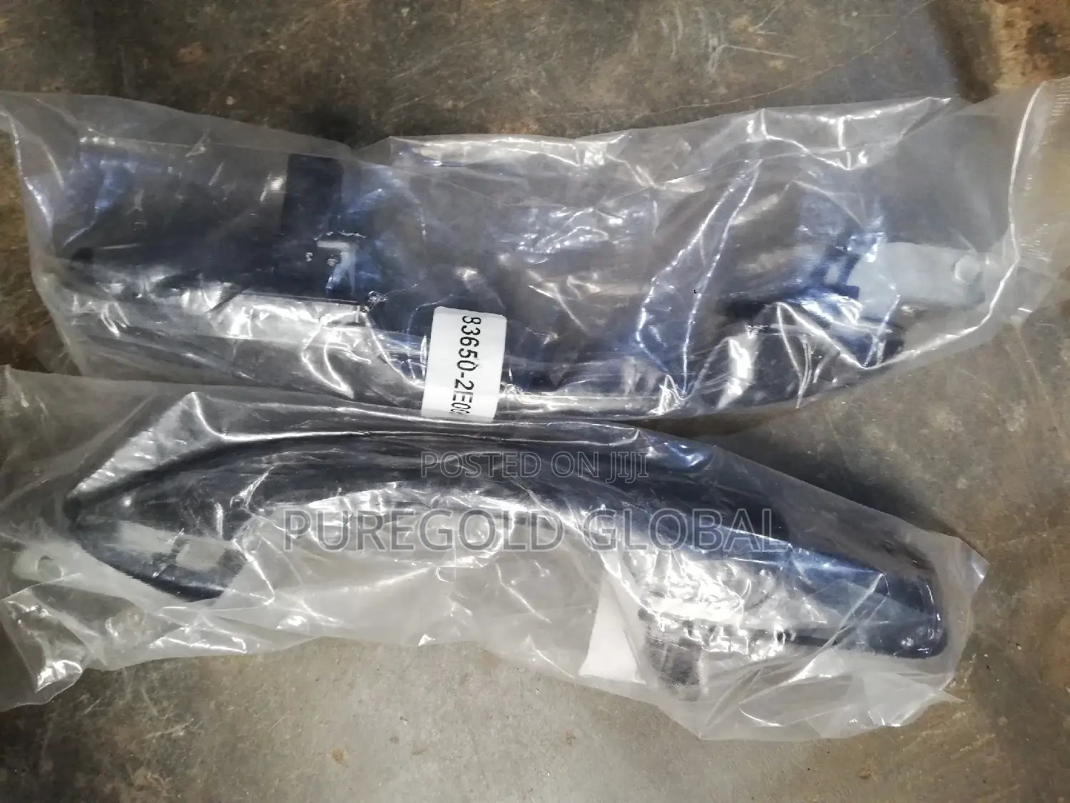 Hyundai Tucson DOOR HANDLE