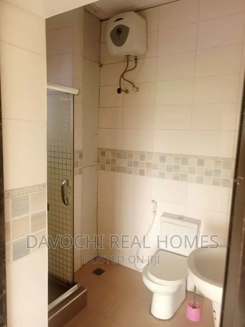 2bdrm Apartment in Chevron Drive, Lekki for rent