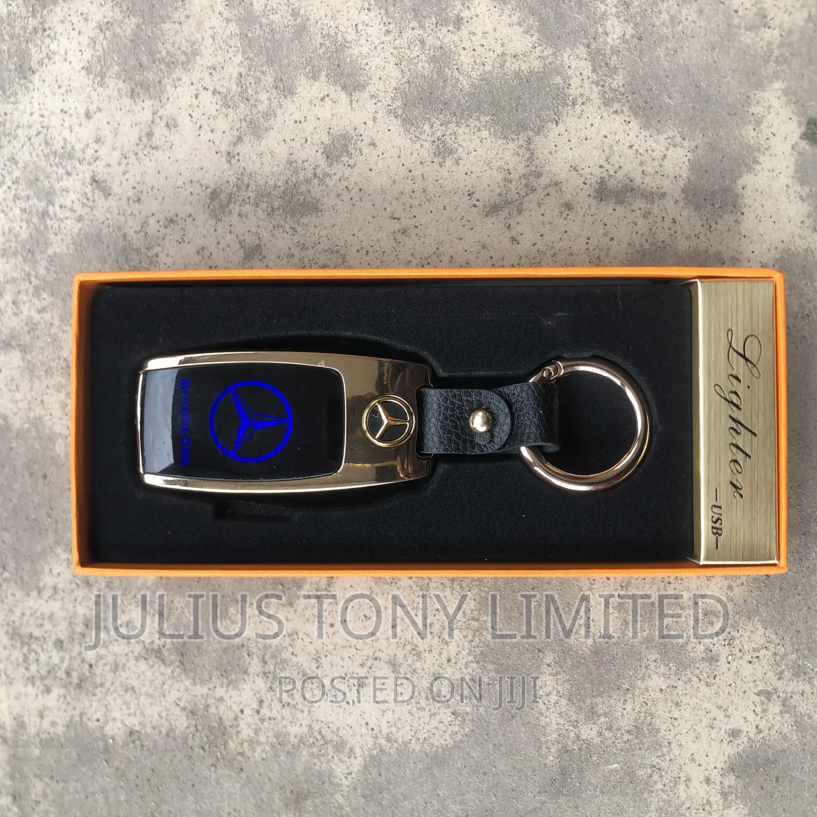 Car Key Holder Lighter With USB Charging Port