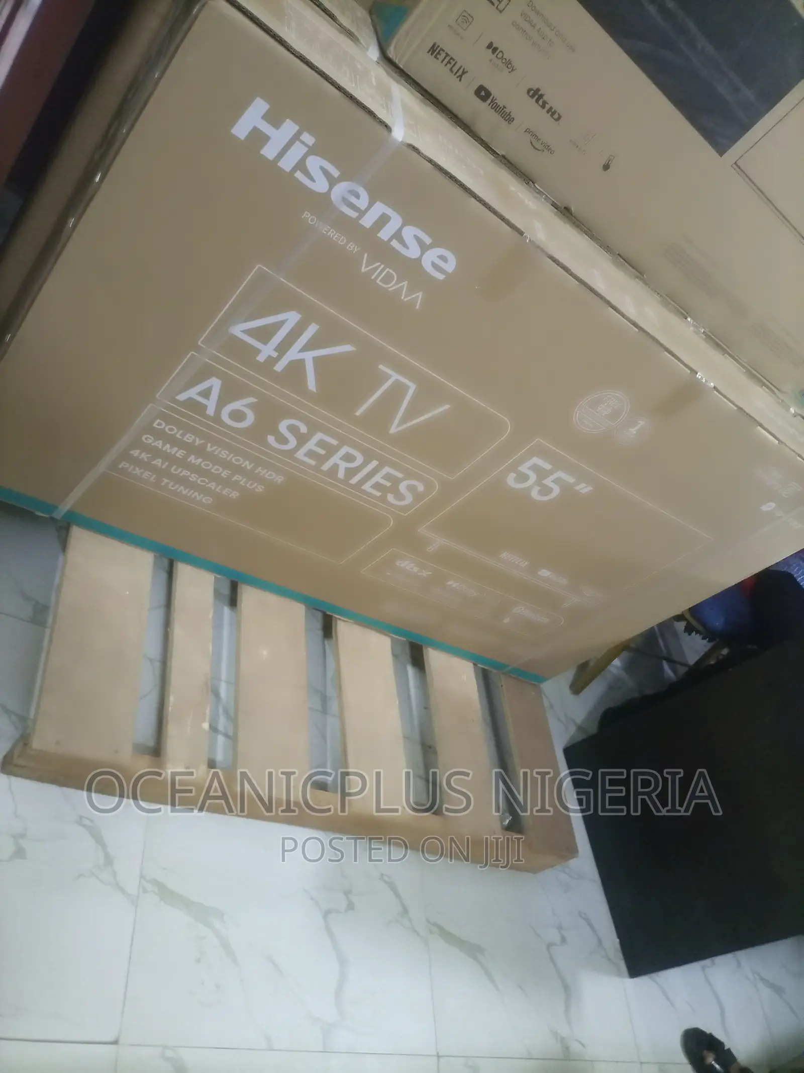 55inch Hisense Uhd Smart TV