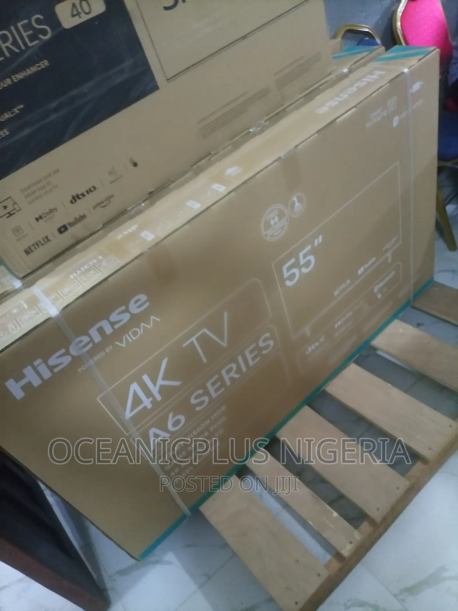 55inch Hisense Uhd Smart TV